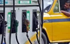 स्टक भए  पेट्रोलियम पदार्थ