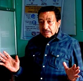 मेयर सन्तोष चालिसेद्वारा कोरोना भाइरस न्यूनीकरणको लागि  बिज्ञ टोलि संग छलफल