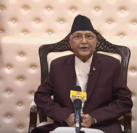 स्थायी कमिटी सदस्यलाई प्रधानमन्त्री ओलीले बालुवाटार बोलाए