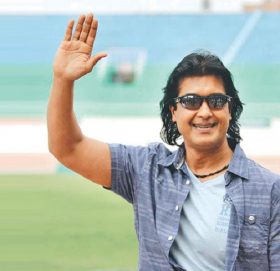 कसरी पाउँछन् कलाकारले उपाधि ?