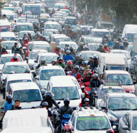 काठमाण्डौ उपत्यका र जिल्लाभित्र सार्वजनिक यातायात सञ्चालन गर्ने सरकारको निर्णय : ५० प्रतिशत भाडा बढ्यो