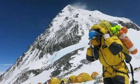 कोभिड-१९काे महामारीपछि पहिलो टोलीले पायो हिमाल आरोहण अनुमति