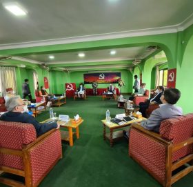 नेकपा बैठक : १० दिनमा ठोस प्रस्ताव ल्याउन अध्यक्षद्वय र महासचिवलाई जिम्मा