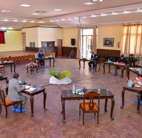 ओलीलाई बैठकमा आउन तीन दिनको समय, के हुन्छ ओली बैठकमा नगए ?