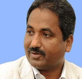 सिंहदरबारमा मन्त्रीकै अघि मर्न खोजिन् भूपू ‘सुन्दरी’