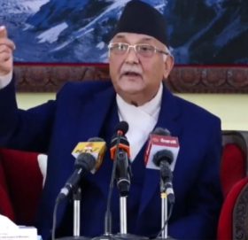 एमालेका १२१ को समर्थन छ भन्दै प्रधानमन्त्रीमा ओलीको पनि दाबी