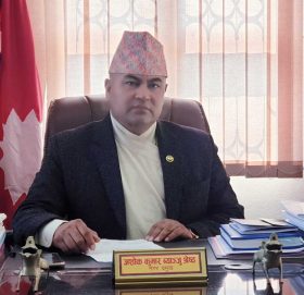 बादल र सूर्य चिन्हको पक्षमा उभिन जनप्रतिनिधिलाई काभ्रे एमालेको ह्वीप