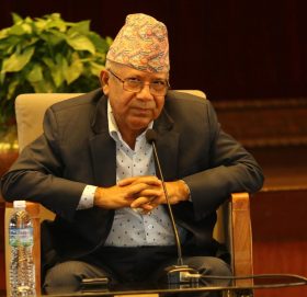 माधव नेपाल पक्षले भन्यो : पार्टी एकता प्रक्रियालाई प्रभावित पार्ने गतिविधि रोकियोस्