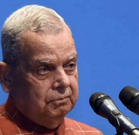 महन्थले रोष्ट्रममा उभिएर भने– प्रधानमन्त्री देउवाको समर्थनमा मत दिन्छौं