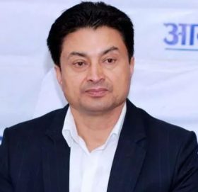 पार्टी पंक्तिले एकता चाहेको छ, धैर्यता नगुमाऔं : गोकर्ण विष्ट