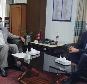 कोरियाली राजदूतलाई अर्थमन्त्रीको प्रश्नः ईपीएस पास भएकाहरू कहिले कोरिया जान पाउँछन्?