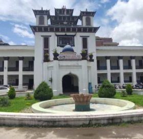 निर्वाचन आयोगले भन्यो : नेकपा (माओवादी केन्द्र) वैधानिक, बादल–टोपबहादुरहरुको निवेदन खारेज