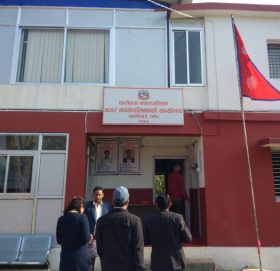 फलेबास नगरपालिकाको केन्द्र बिबाद: प्रदेश सांसद बिकास लम्साल र उपप्रमुख मन्जु अधिकारीको हार