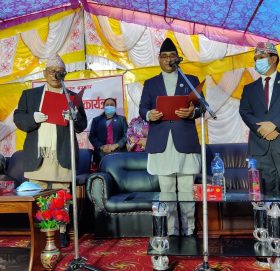 लुम्बिनी प्रदेशको मुख्यमन्त्रीमा केसीले लिए शपथ