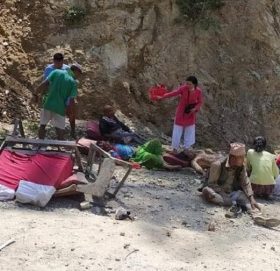 रामेछाप बस दुर्घटनामा नौजनाको मृत्यु, २६ घाइते