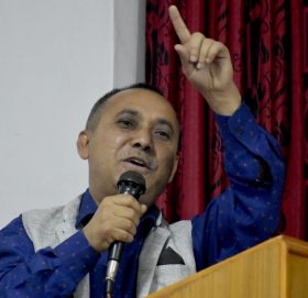 प्रचण्ड पाँच वर्ष नै प्रधानमन्त्री : कांग्रेस महामन्त्री शर्मा