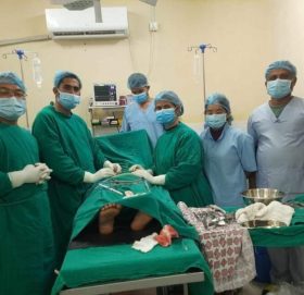 धौलागिरी अस्पतालबाट रिफर भएकि प्रसुतीलाई पर्वत अस्पतालमा अपरेसन