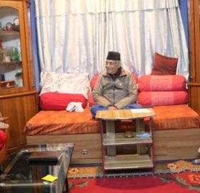 समाजवादी मोर्चामा एमालेलाई समेट्ने प्रयास