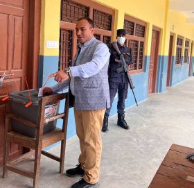 बझाङमा प्रदेश सभा निर्वाचन : ४९.१२ प्रतिशत मतदान