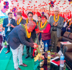 ५ करोड ४८ लाखमा बन्यो पैँयूको भबन, अध्यक्ष ठकुरीले गरे उद्घाटन