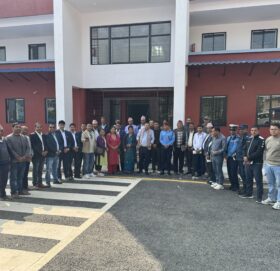 सुबिधा सम्पन्न कुश्मा बसपार्क नगरपालिकालाई हस्तान्तरण