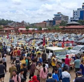 महायज्ञको प्रचारका लागि पोखरामा बृहत् ट्याक्सी र्‍याली सम्पन्न