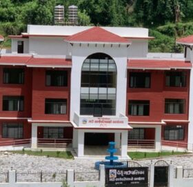 पैयुँ गाउँपालिकामा छोराछोरी सामुदायिक विद्यालयमा भर्ना गरेको प्रमाण बुझाउन ताकेता