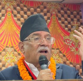 “अहिलेको सरकार जनताको नजरमा गिरीसकेको छ”-माओवादी अध्यक्ष प्रचण्ड