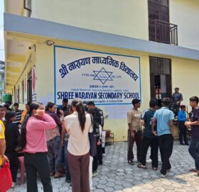 नारायण माध्यामिक विद्यालयमा विद्यार्थीको चाप, प्रबेश परिक्षा लिएर भर्ना